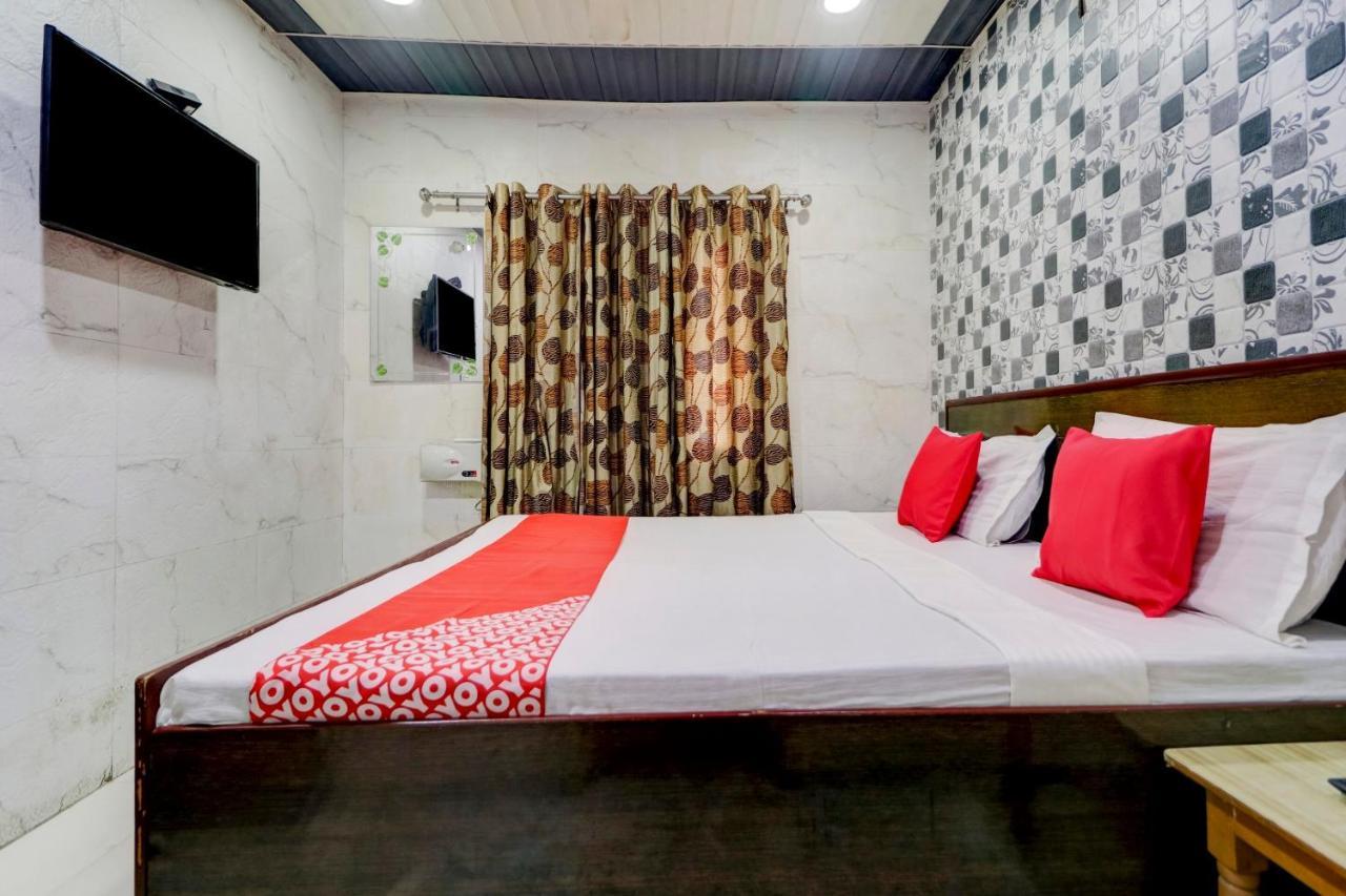 Oyo 77454 Hotel Prince Palace Patiala Exterior photo